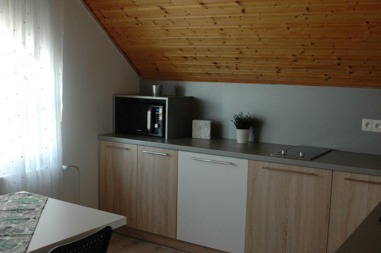 Appartement Apartman Timea à Dunajská Streda Extérieur photo