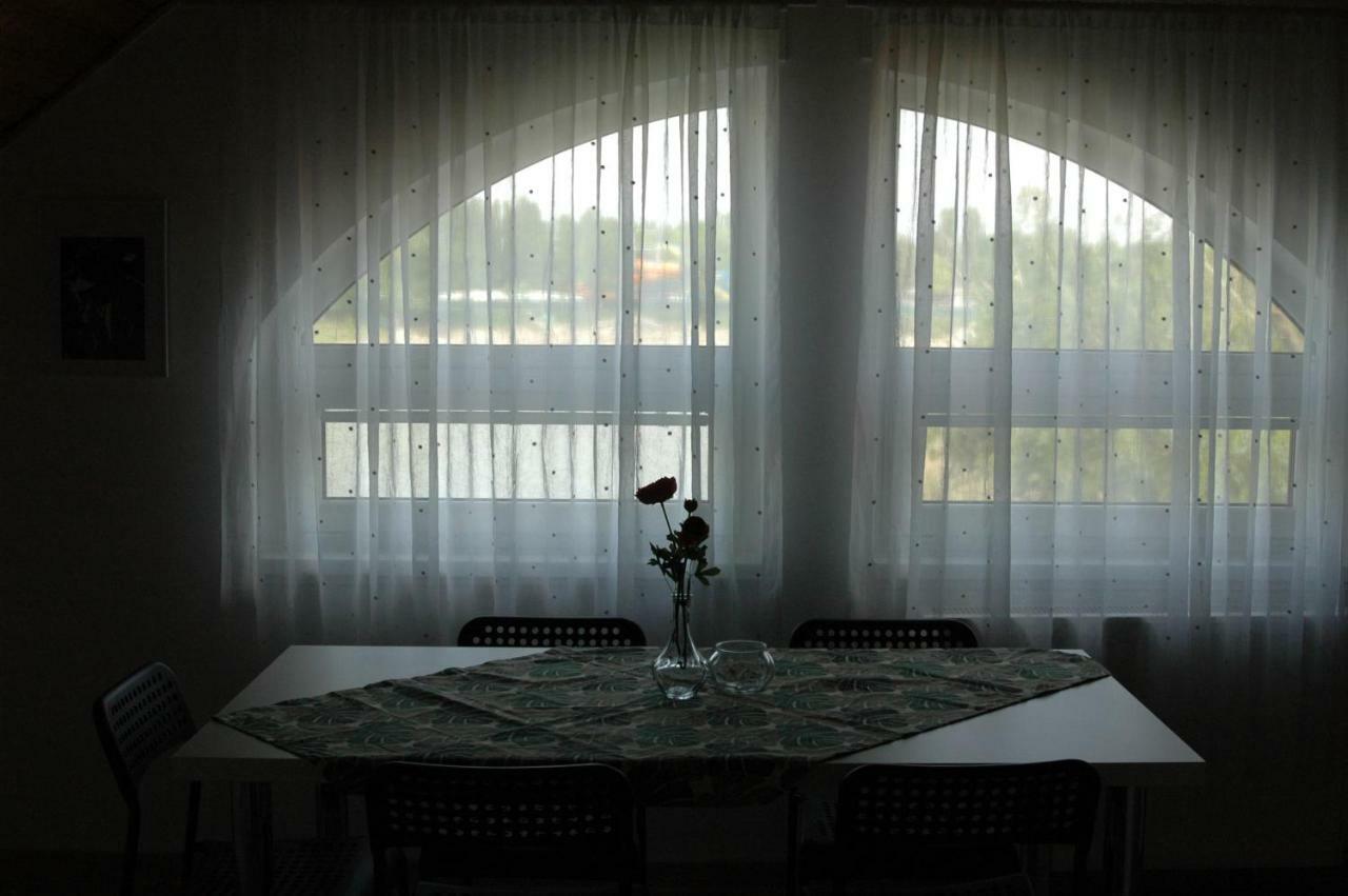 Appartement Apartman Timea à Dunajská Streda Extérieur photo